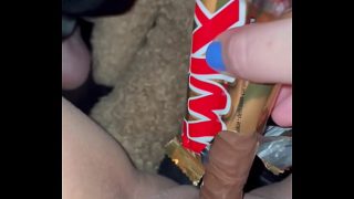 CAPPUCCINO COFFEE&TWIX CHOCOLATE IN MY 18-YEARS-OLD VIRGIN PINK TIGHT PUSSY-KINKY FOOD FETISH LONG PORN-GIRL MASTURBATE&MOAN-BEST SAUDI AMATEUR-ARABIAN SNOWWHITE-LOS ANGELES-WANTS BBC USA