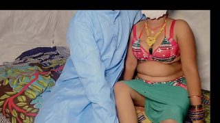 Desiwifesex chrismas desi indian bahu ko sasur ne baby doll dress gift deke chod diya full maza kiya hard pusssy fuck and oral sex stories