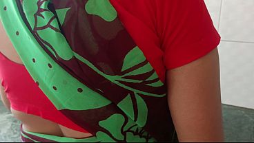 खूबसूरत देसी भाभी का पहली बार किचन में देवर के साथ सेक्स, वायरल हिंदी वीडियो